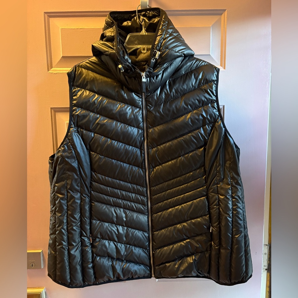 Marc New York Black Down Puffer Vest EUC